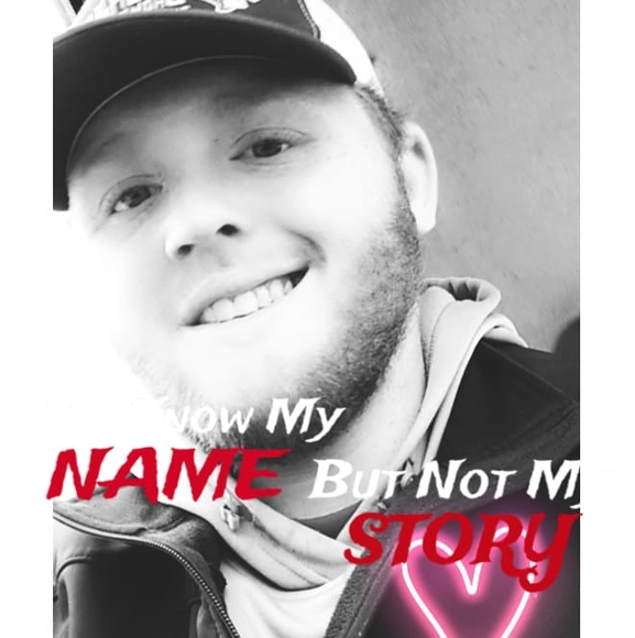 Meet your Posher, Dylan - Picture 1 of 1